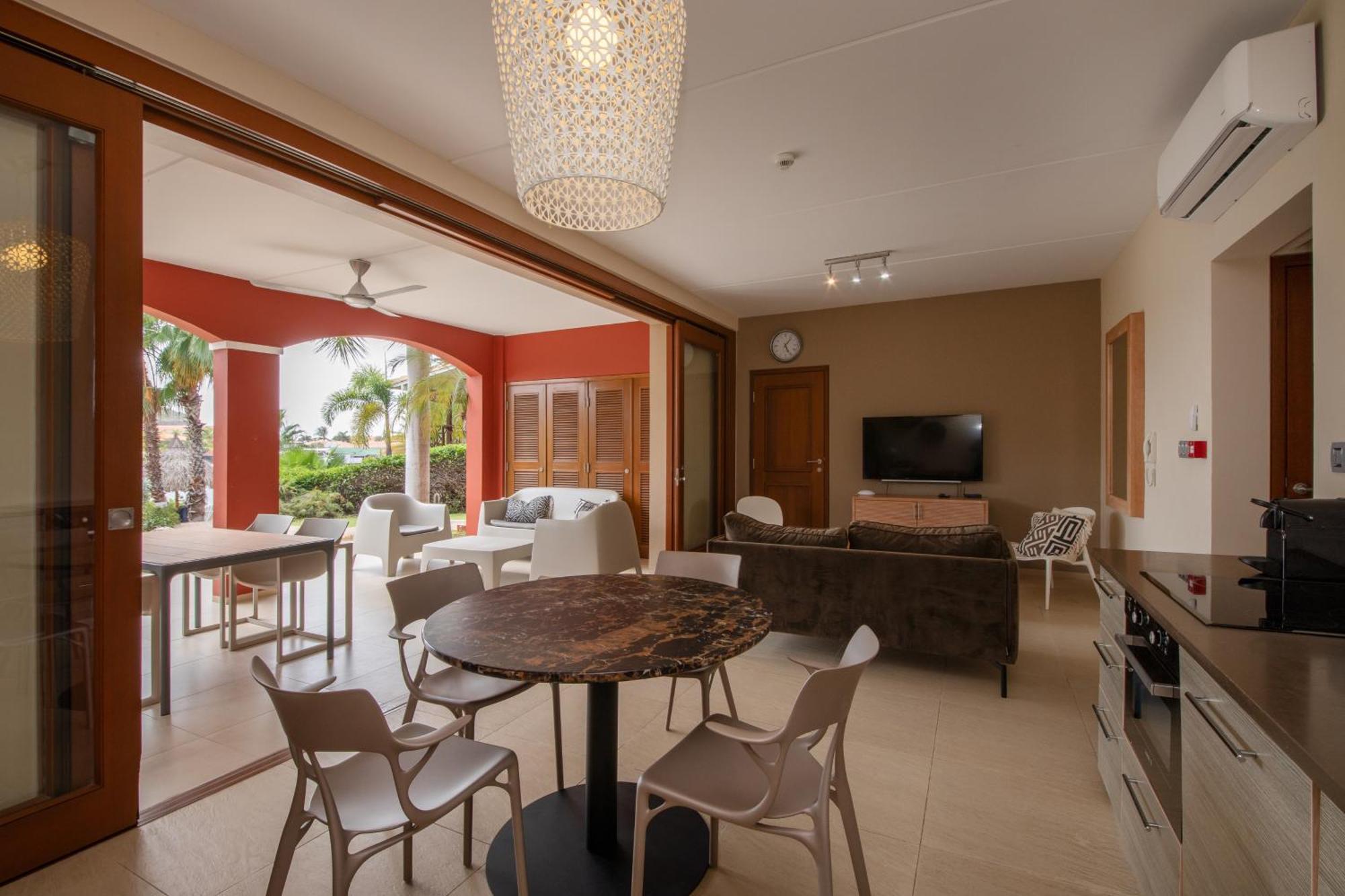 Spanish Water View Apartments - Jan Thiel Area 빌렘스타트 외부 사진