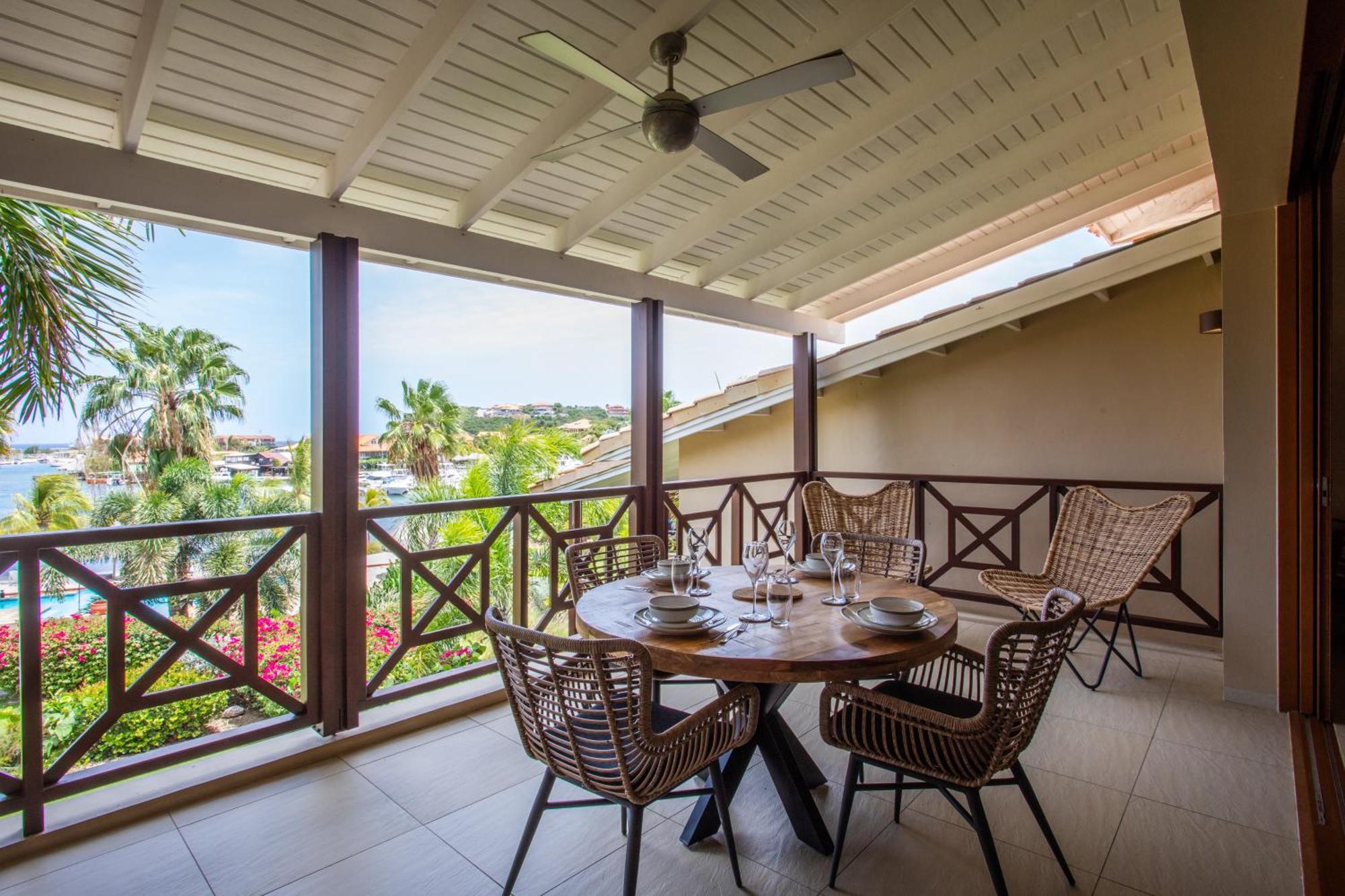 Spanish Water View Apartments - Jan Thiel Area 빌렘스타트 객실 사진