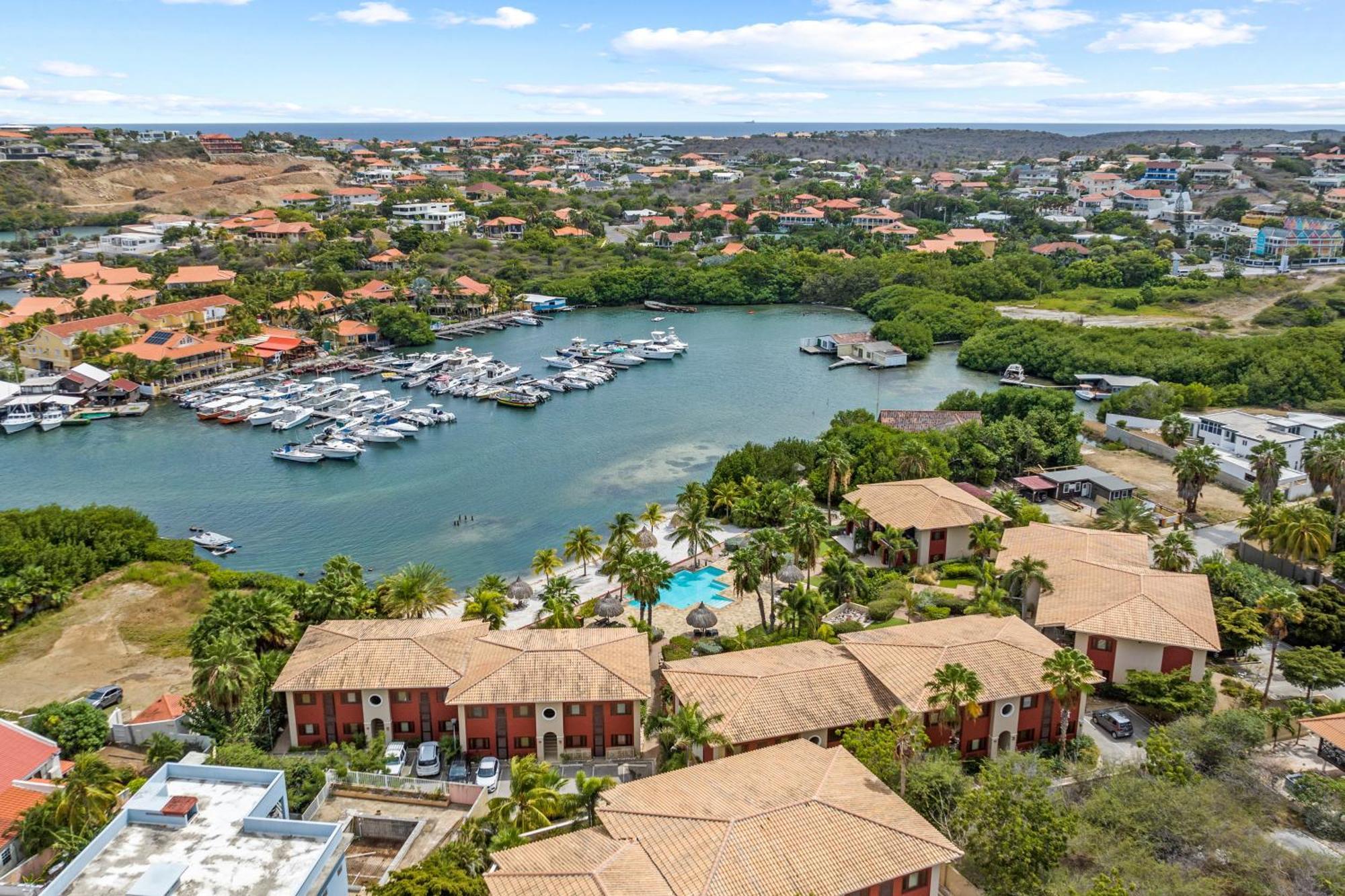 Spanish Water View Apartments - Jan Thiel Area 빌렘스타트 외부 사진